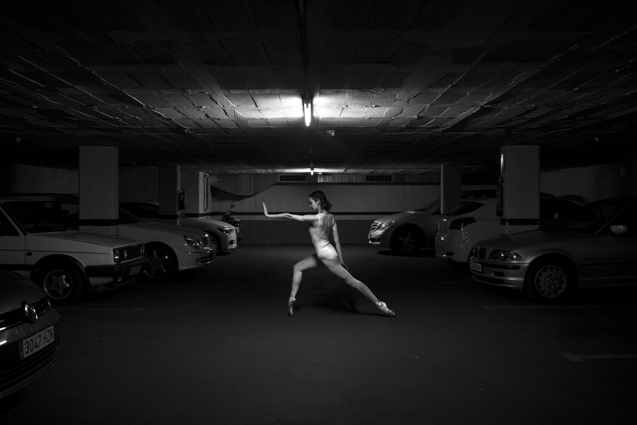 Karina Campos, a garage in Morales street, Barcelona. Autumn 2015