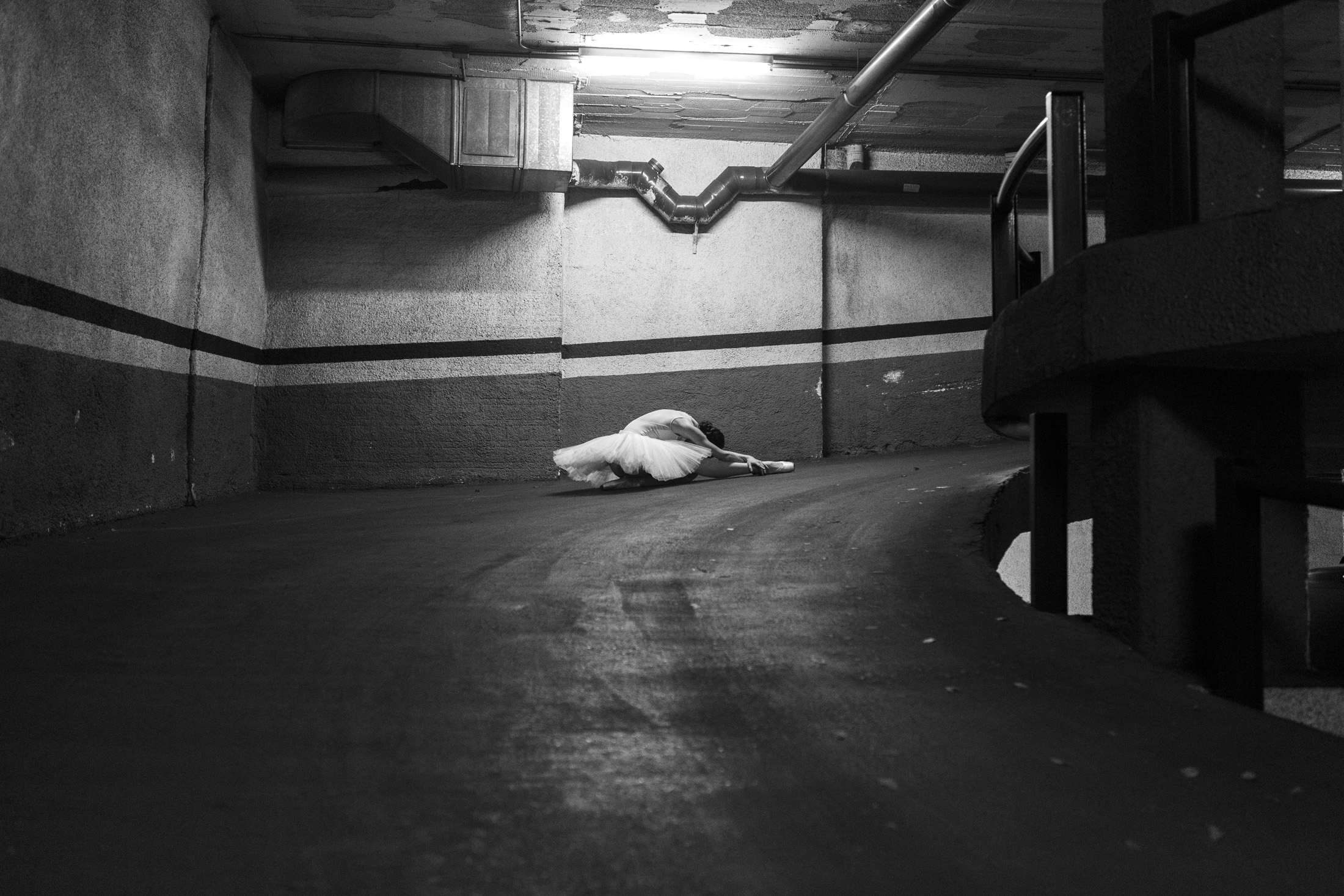 Karina Campos, a garage in Morales street, Barcelona. Autumn 2015